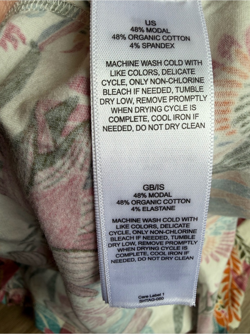 Sherpa Adventure Gear size Large Floral / Bird Print Modal / Cotton Tee Shirt - Picture 4 of 7